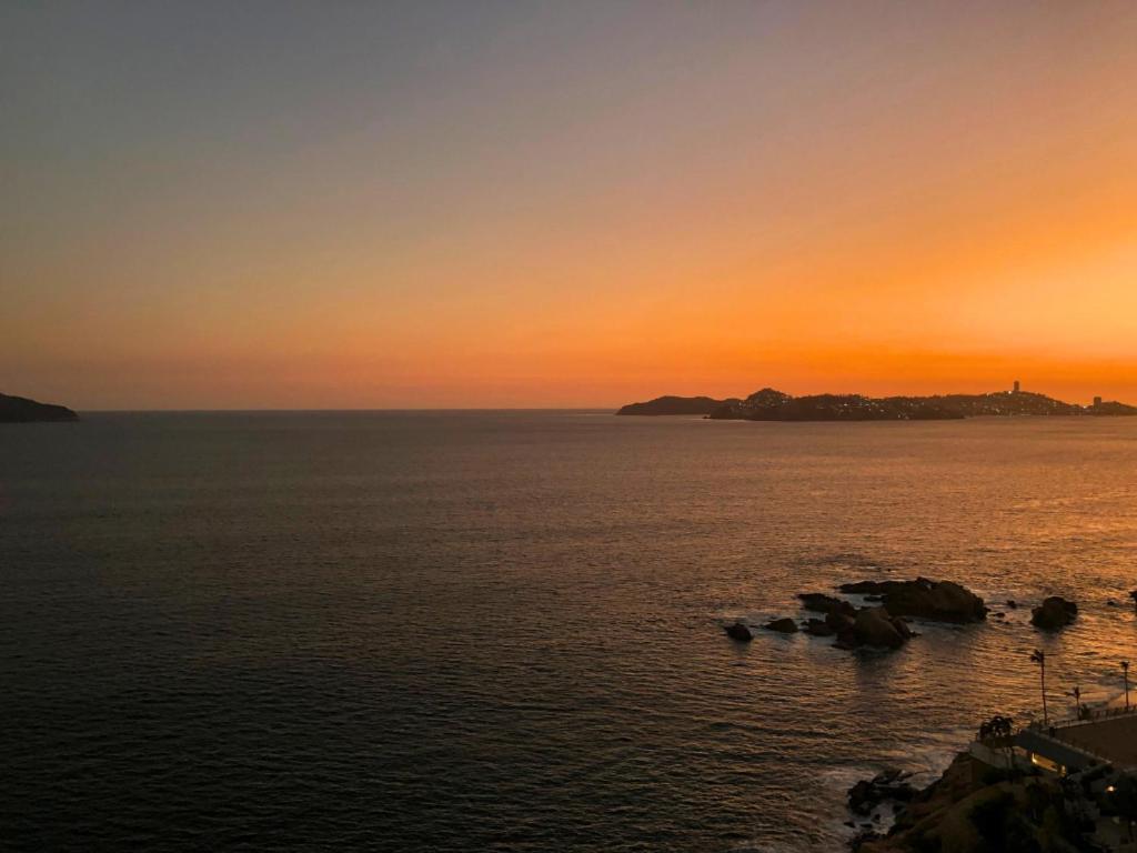 Suite 1808 By Suites Victoria Acapulco Ngoại thất bức ảnh